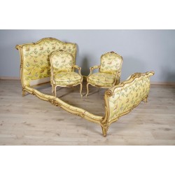 Lit et paire de fauteuils style Louis XV