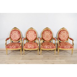 Quatre fauteuils style Louis XVI bois doré