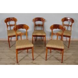 Cinco sillas victorianas de estilo inglés