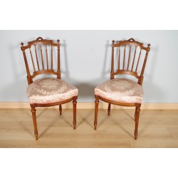 Pareja de sillas de estilo Luis XVI